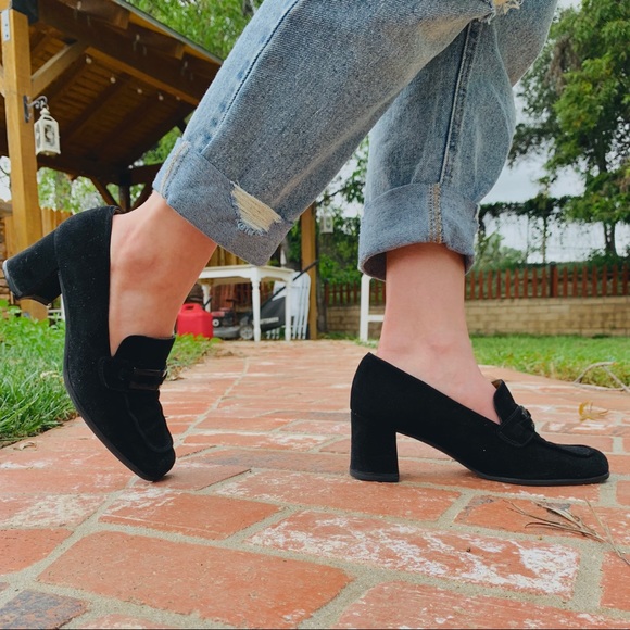 Stuart Weitzman Shoes - Black Stuart Weitzman Suede Pumps